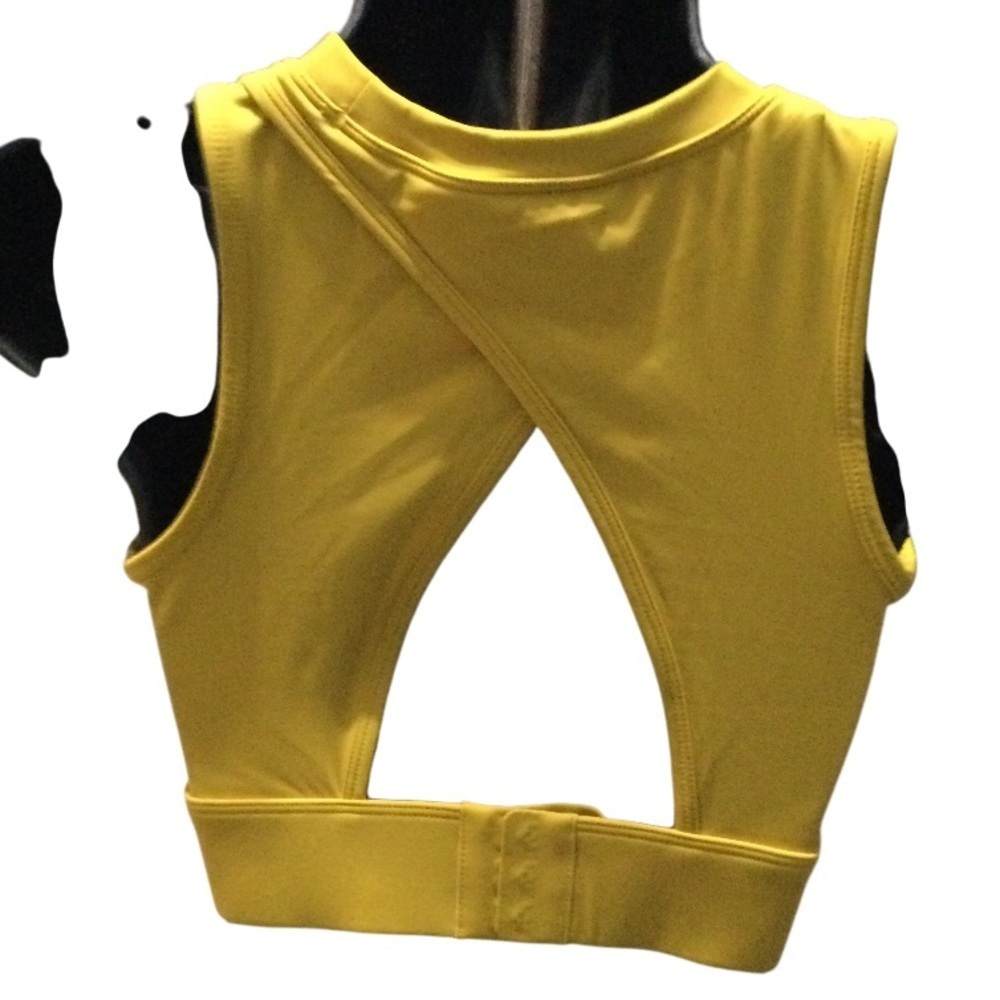 Lycra‎ - Picture 3 of 6